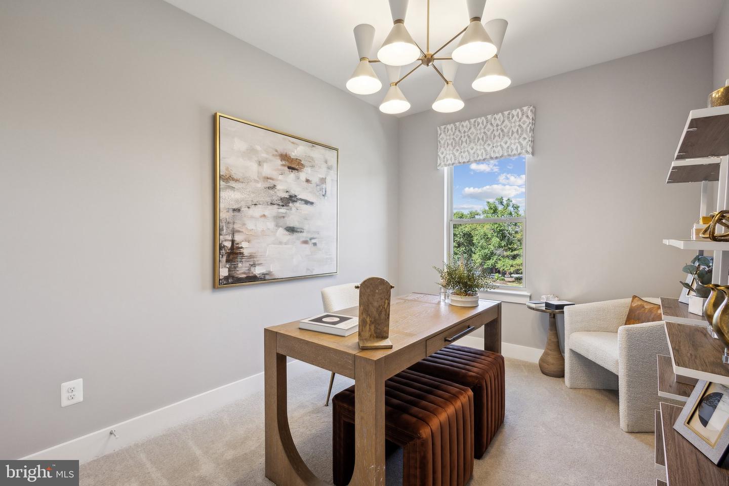2124 Acadia Rd