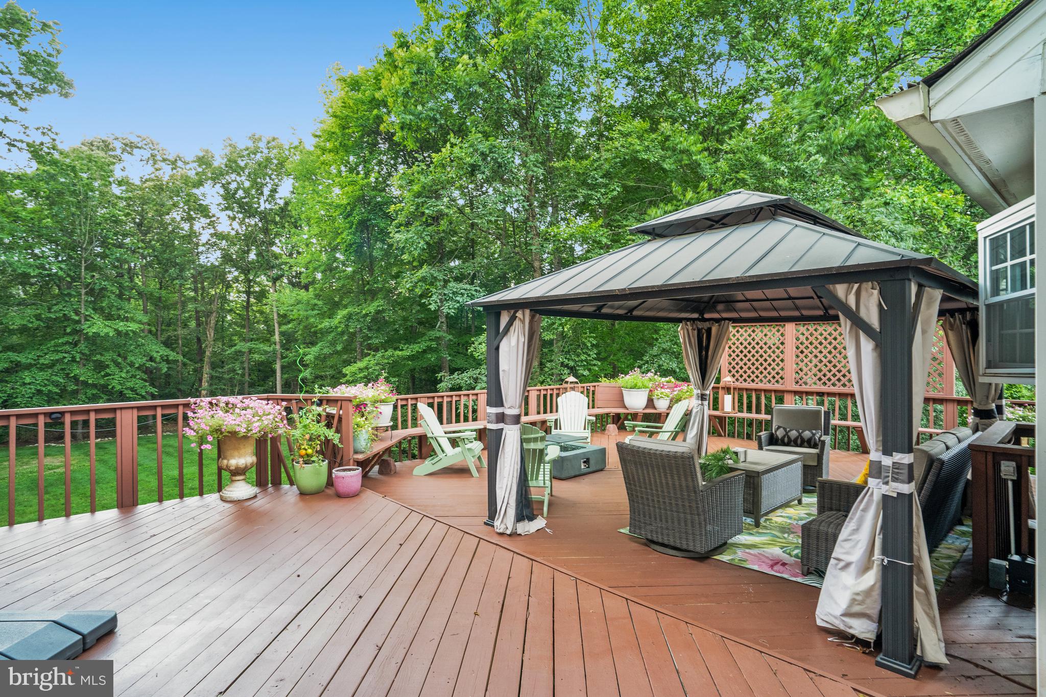 10115 Homar Pond Dr