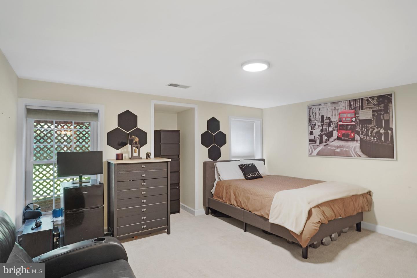 10115 Homar Pond Dr