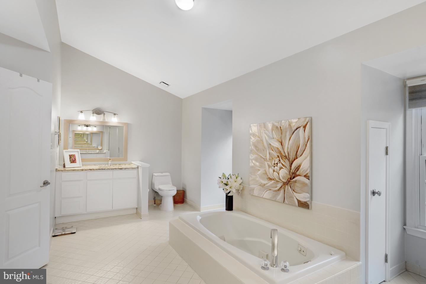 10115 Homar Pond Dr