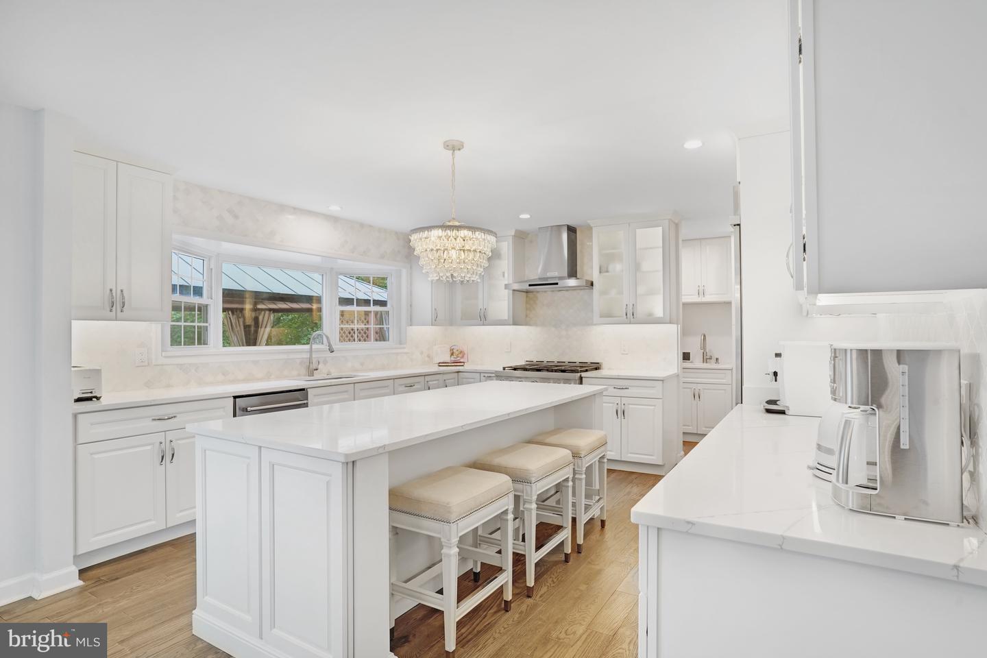 10115 Homar Pond Dr