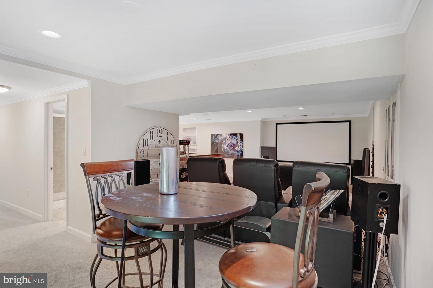 10115 Homar Pond Dr
