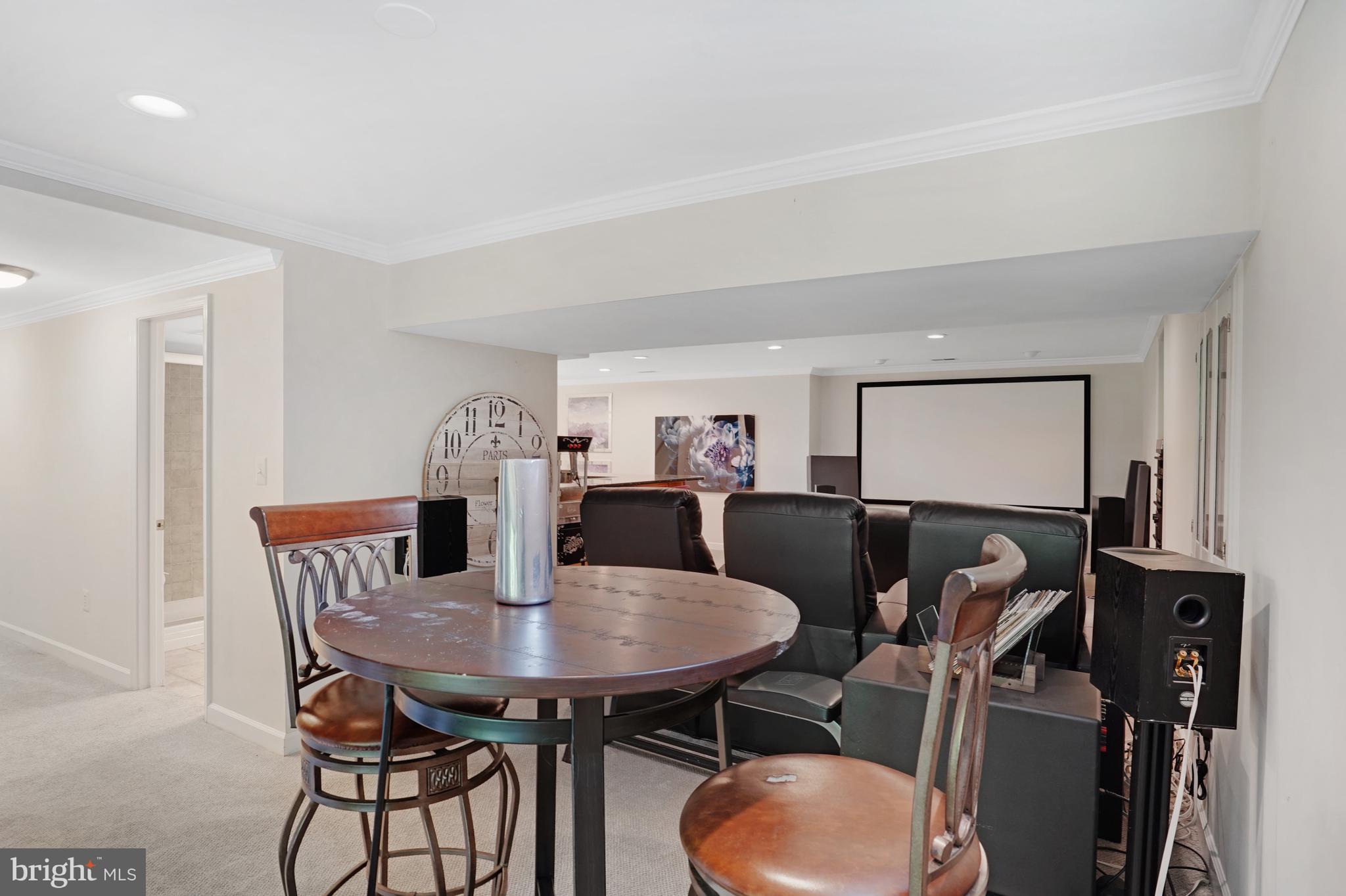 10115 Homar Pond Dr