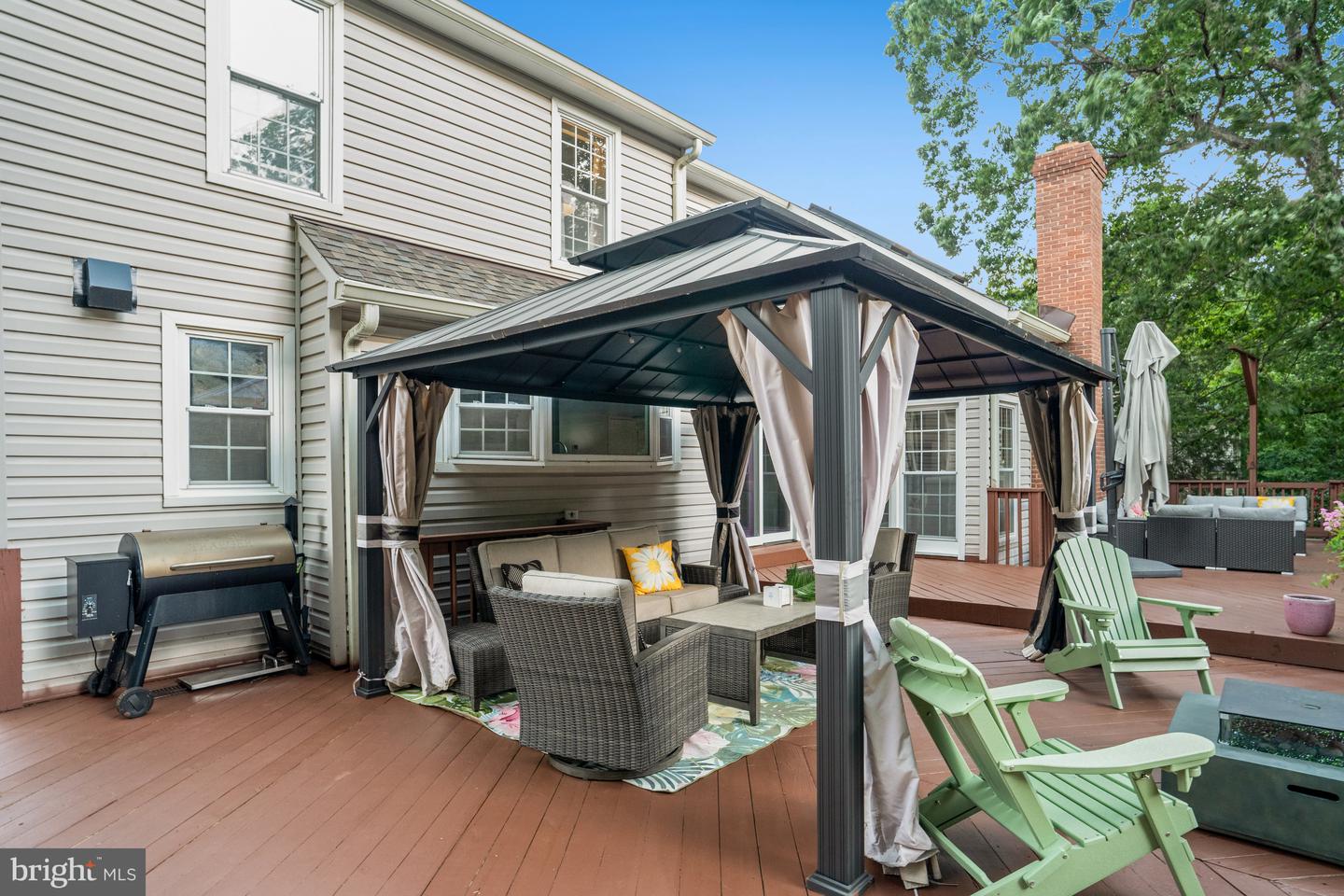 10115 Homar Pond Dr