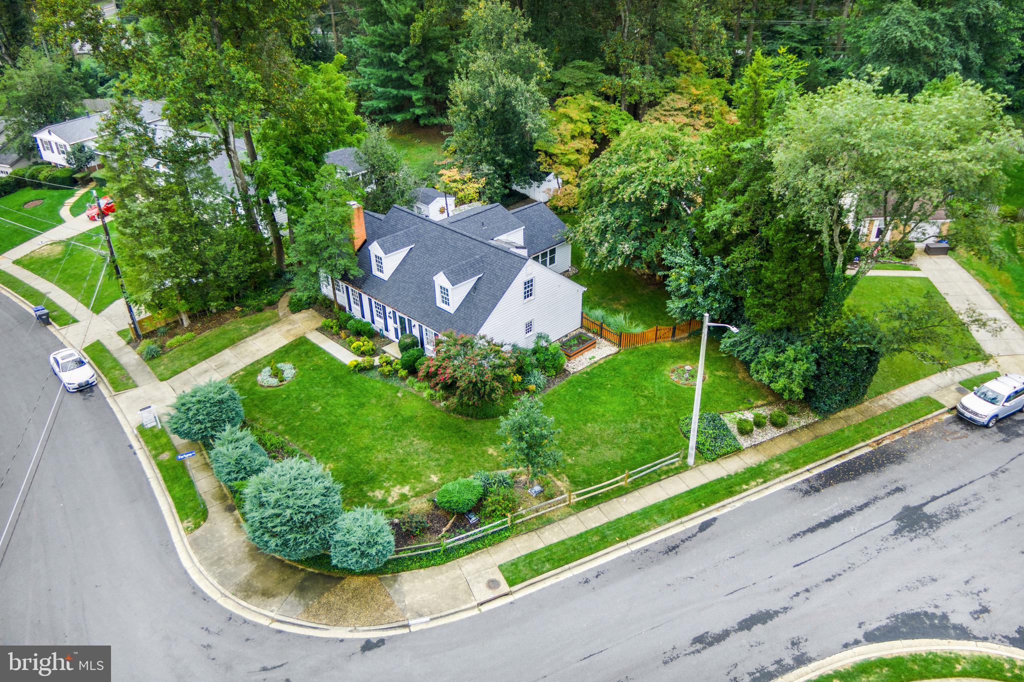 8611 CANTERBURY DRIVE
