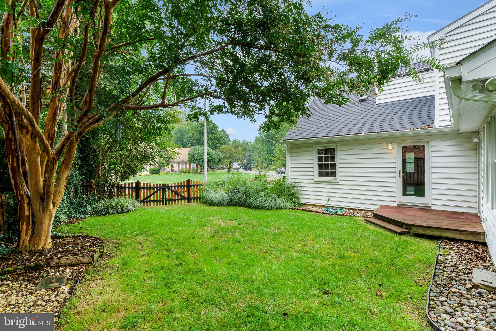 8611 CANTERBURY DRIVE