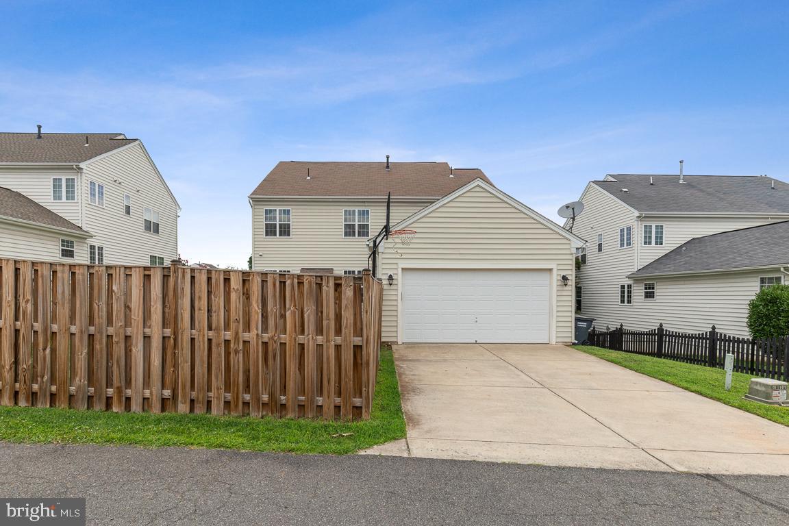 13571 Sylvan Bluff DRIVE
