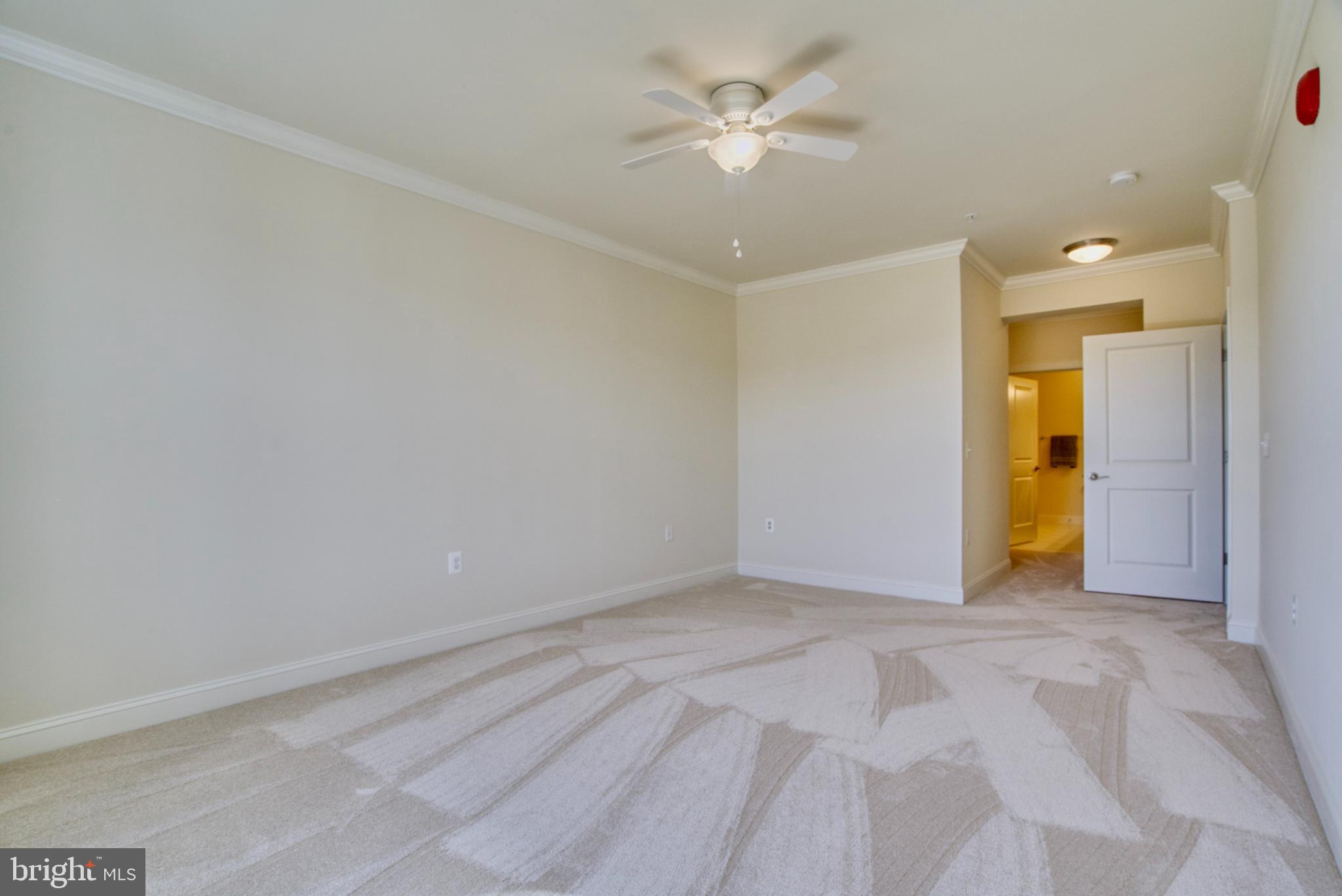 44589 York Crest Ter #305