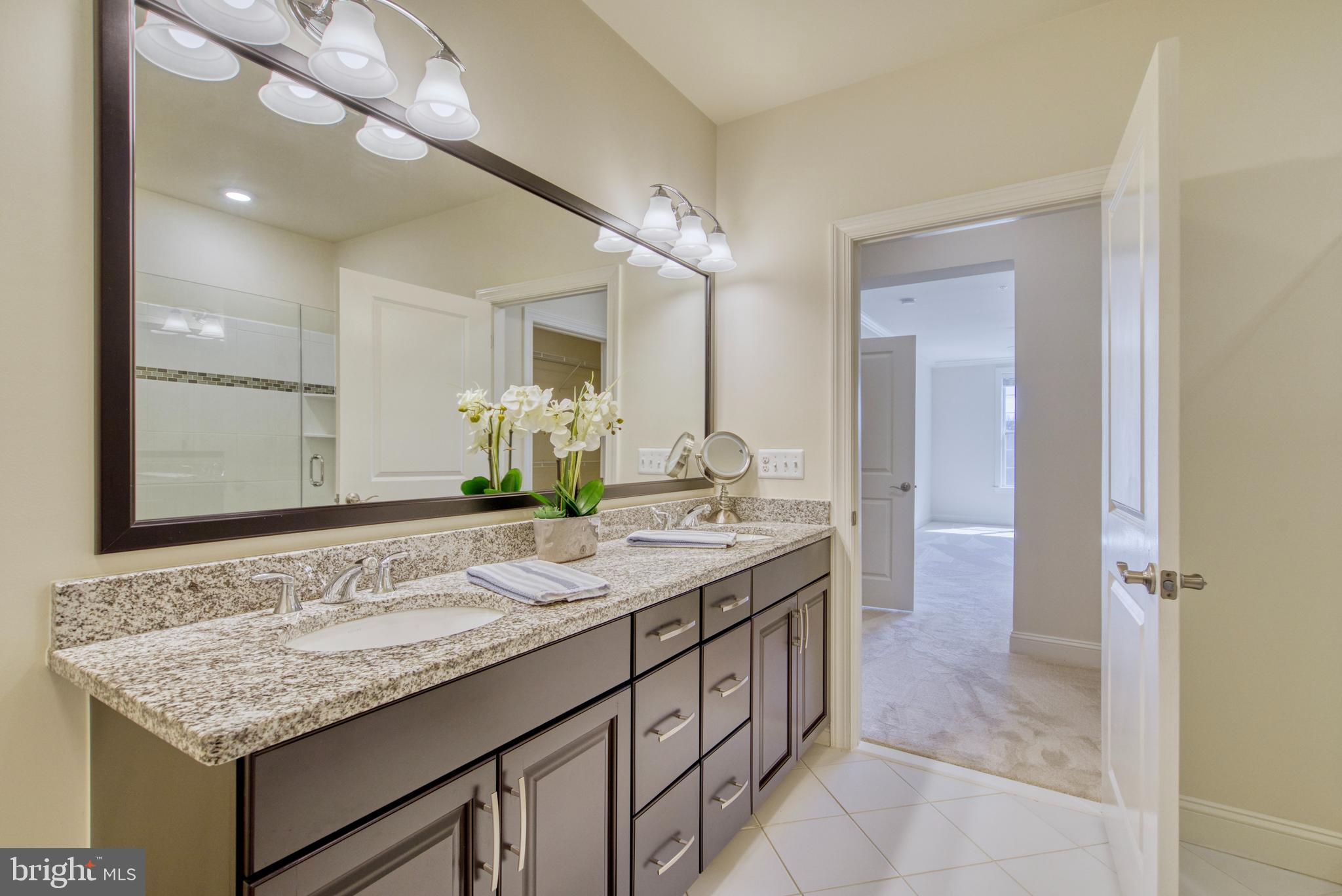 44589 York Crest Ter #305