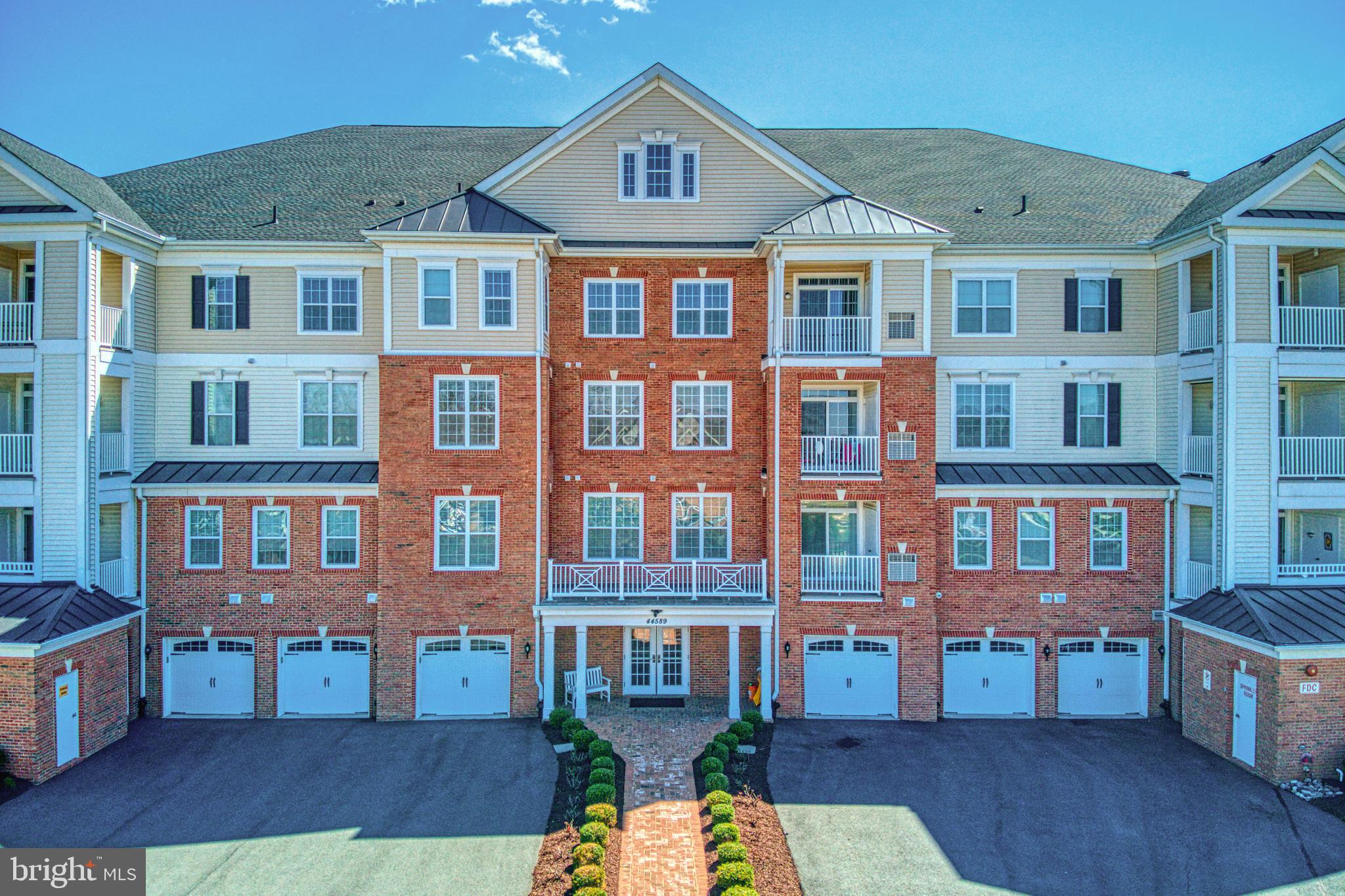 44589 York Crest Ter #305