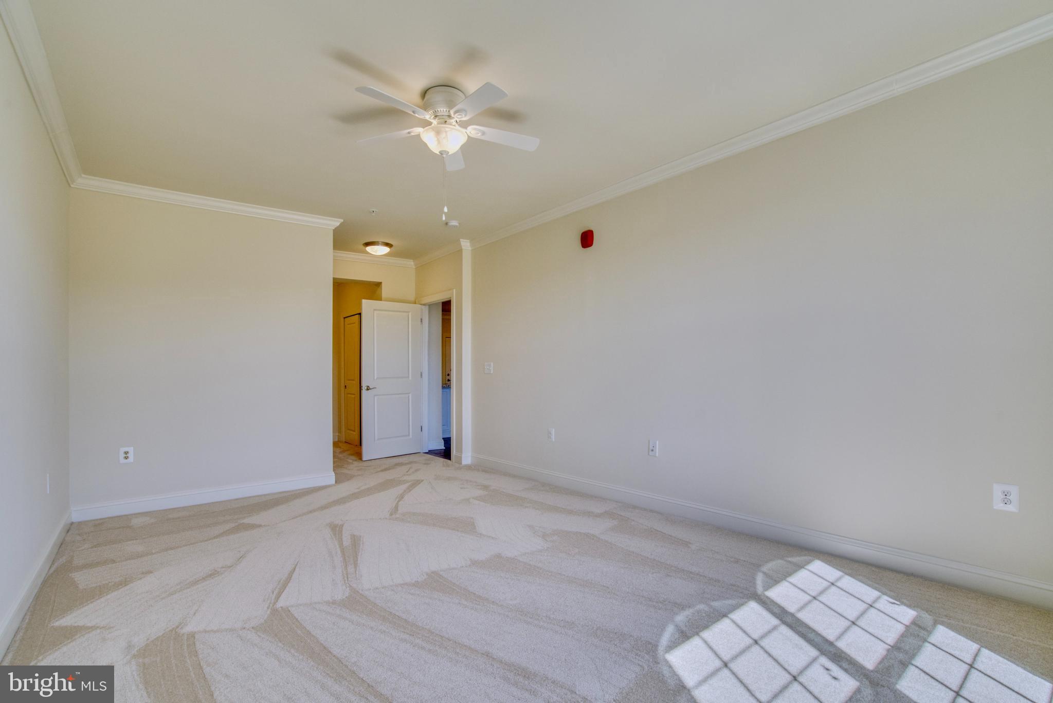 44589 York Crest Ter #305