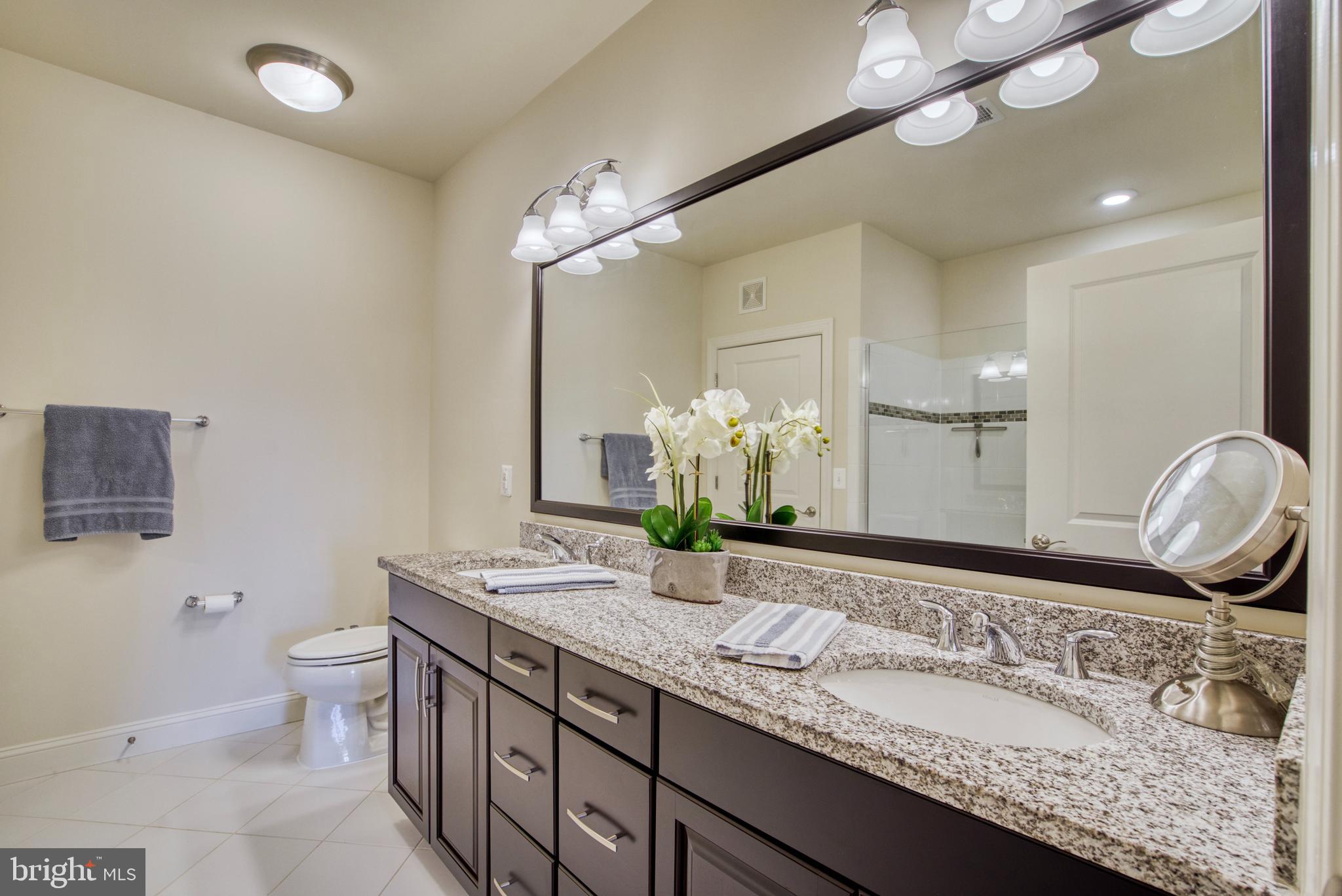 44589 York Crest Ter #305