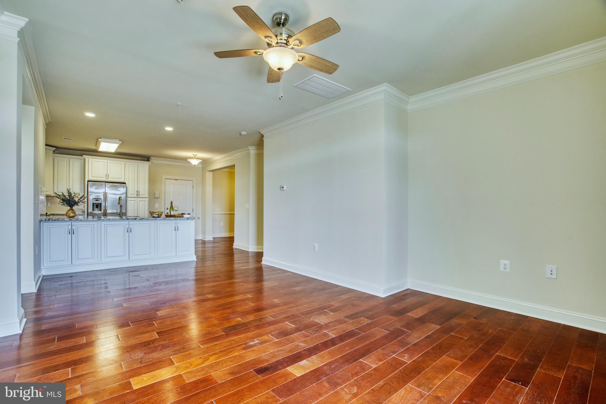 44589 York Crest Ter #305