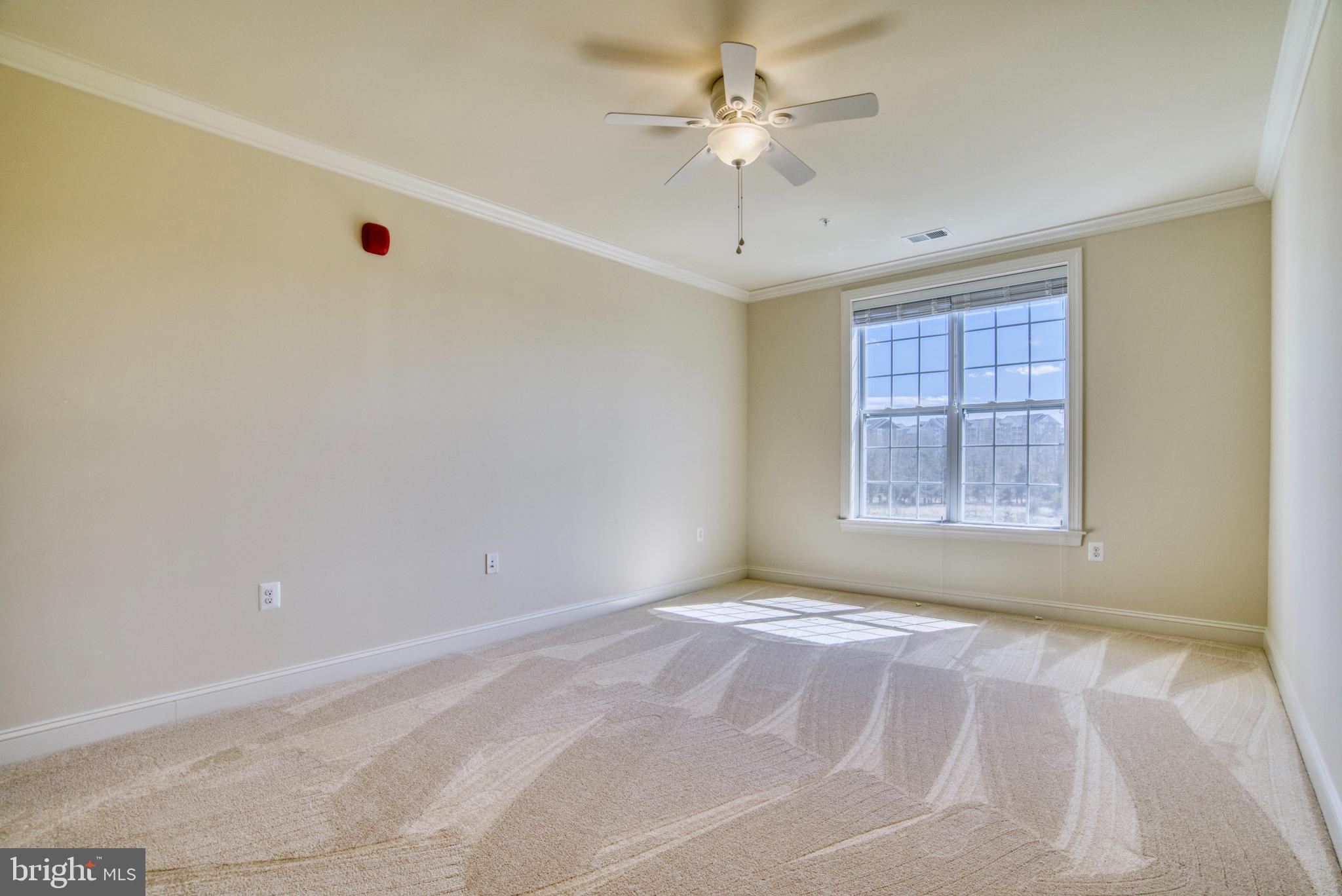 44589 York Crest Ter #305