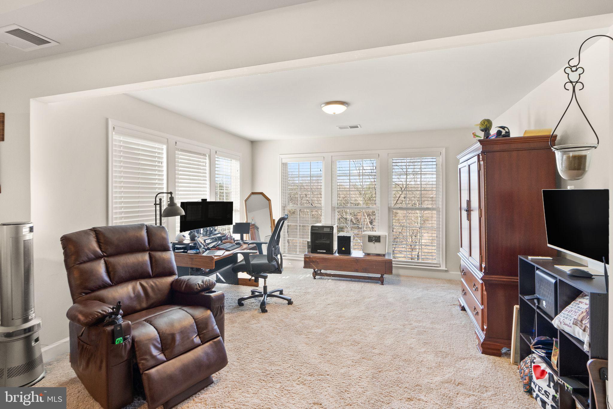 21021 Rodney Ln
