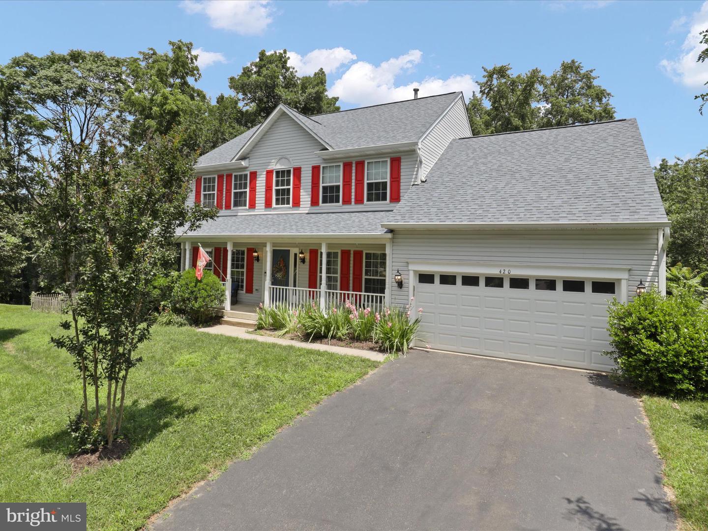 420 Heronwood Ct