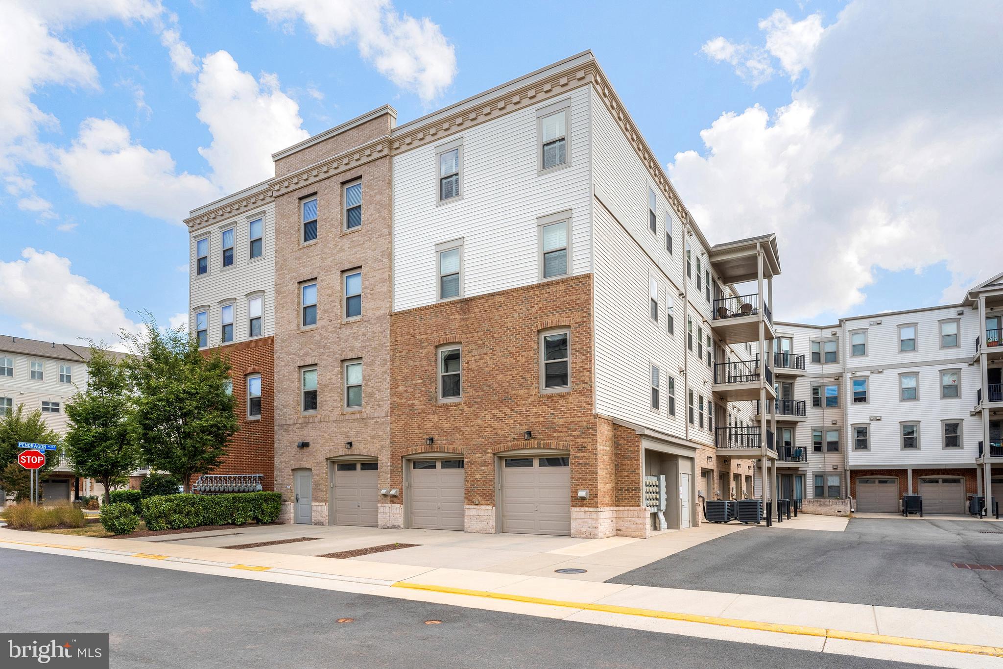 23631 HAVELOCK WALK TERRACE 220