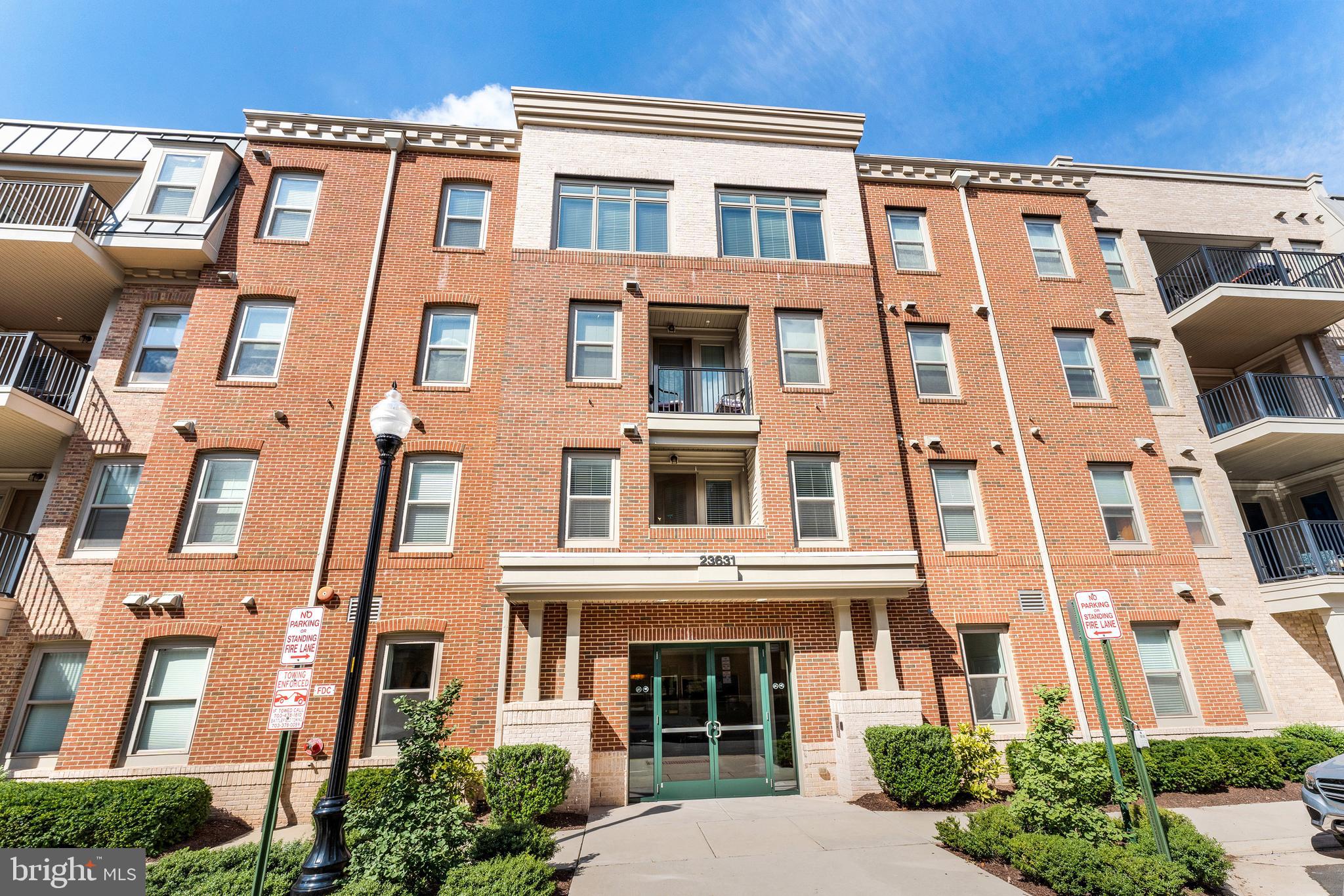 23631 HAVELOCK WALK TERRACE 220