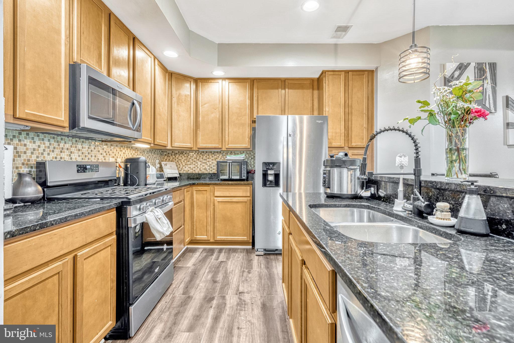 7344 Brunson Cir