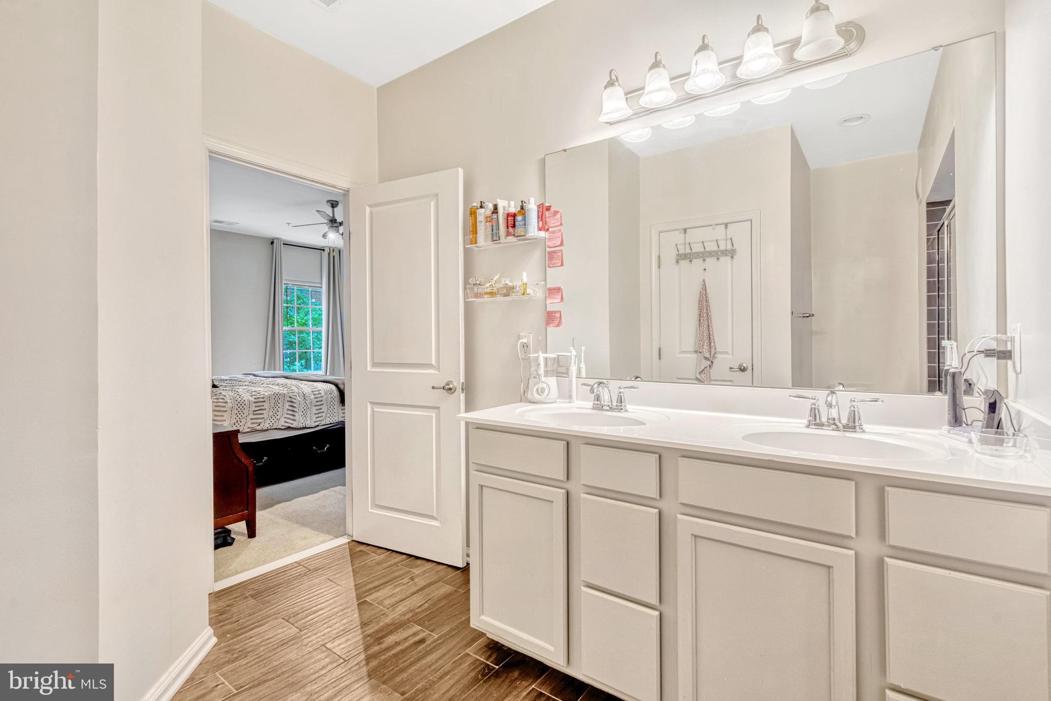 7344 Brunson Cir