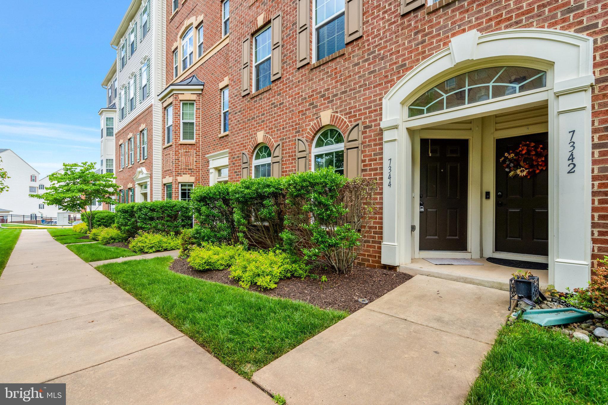 7344 Brunson Cir