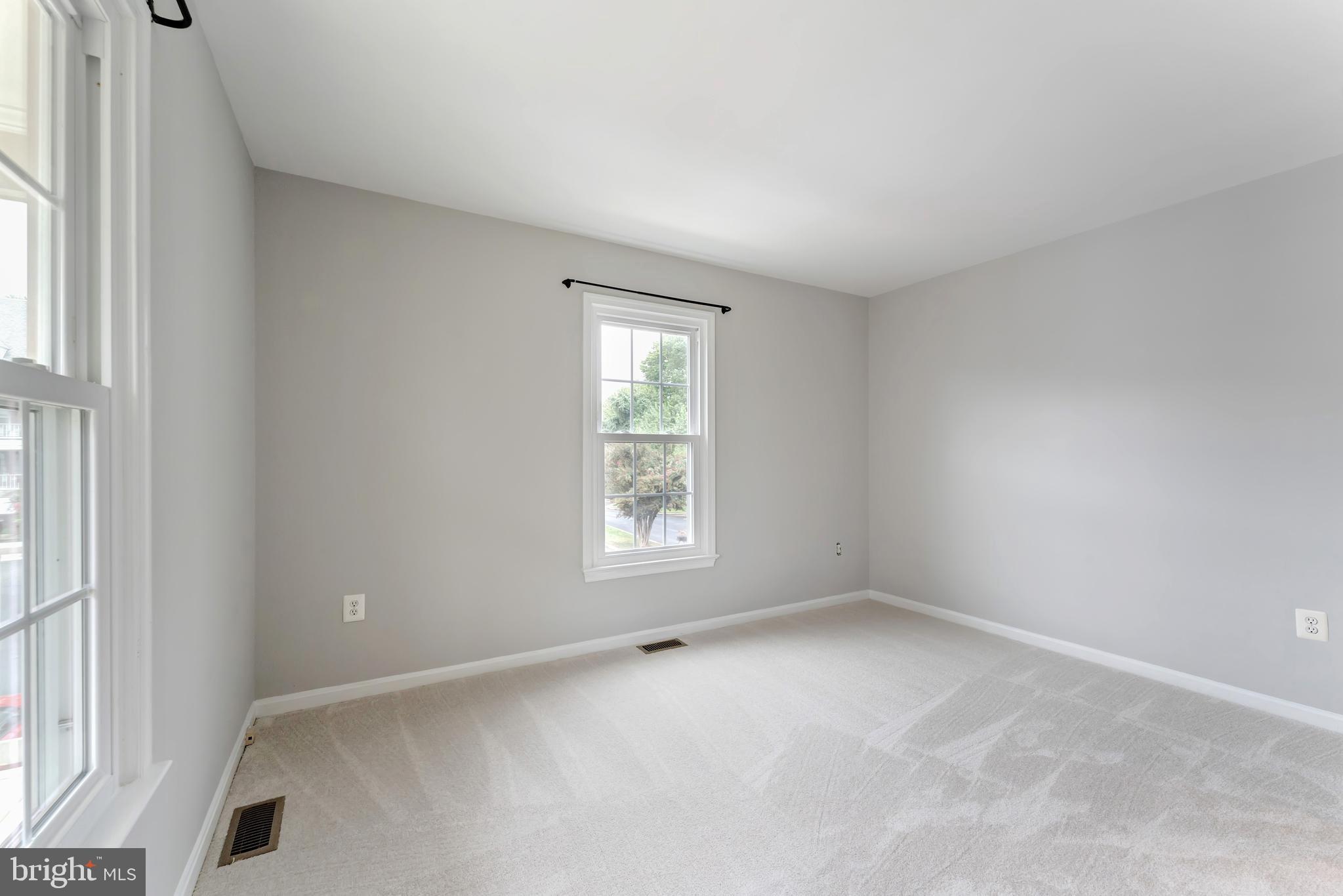 12805 Mill Brook Ct