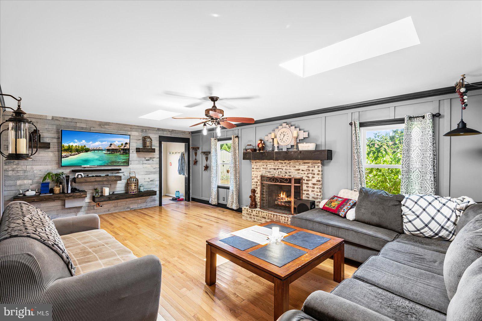 4512 Susanne Dr