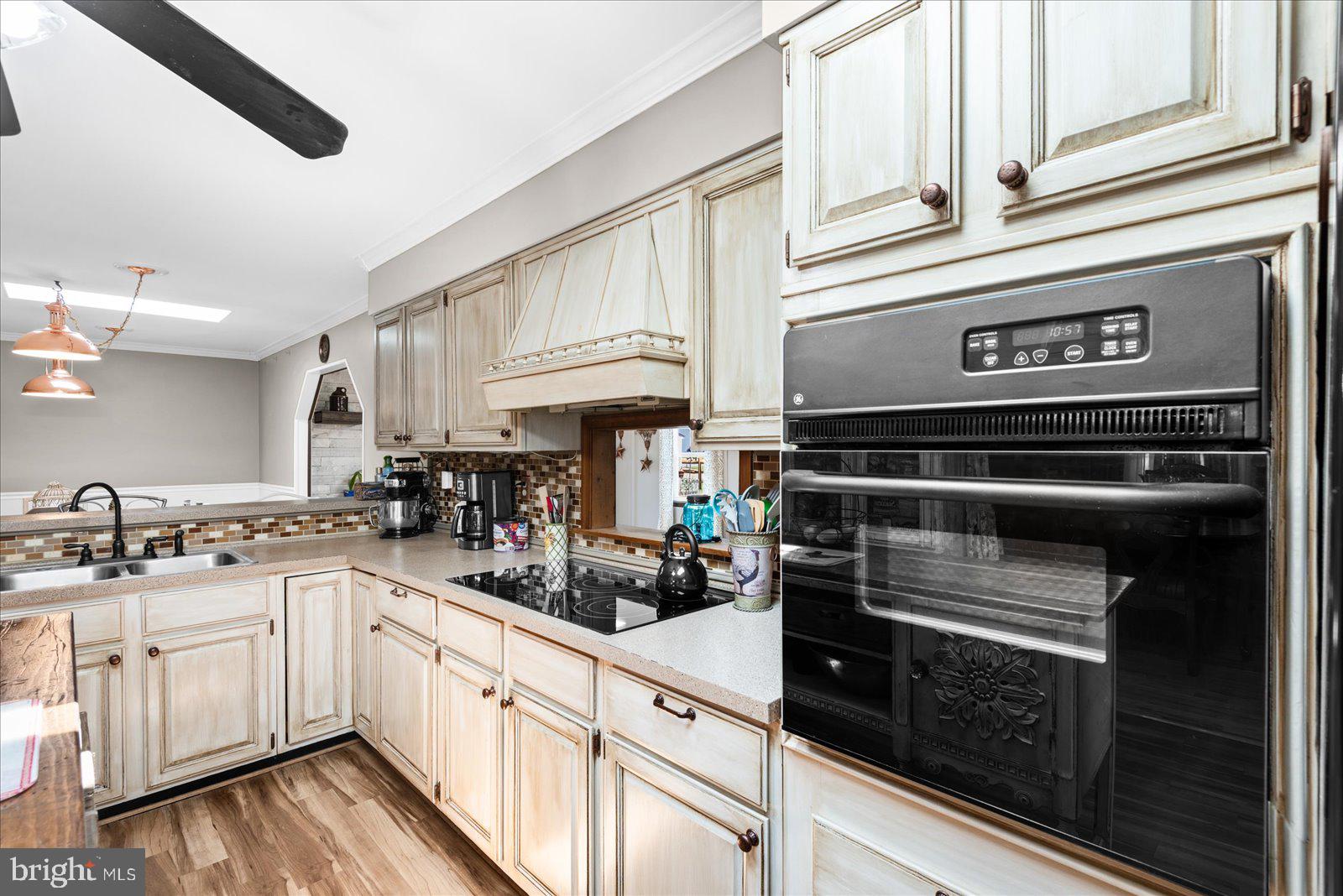 4512 Susanne Dr