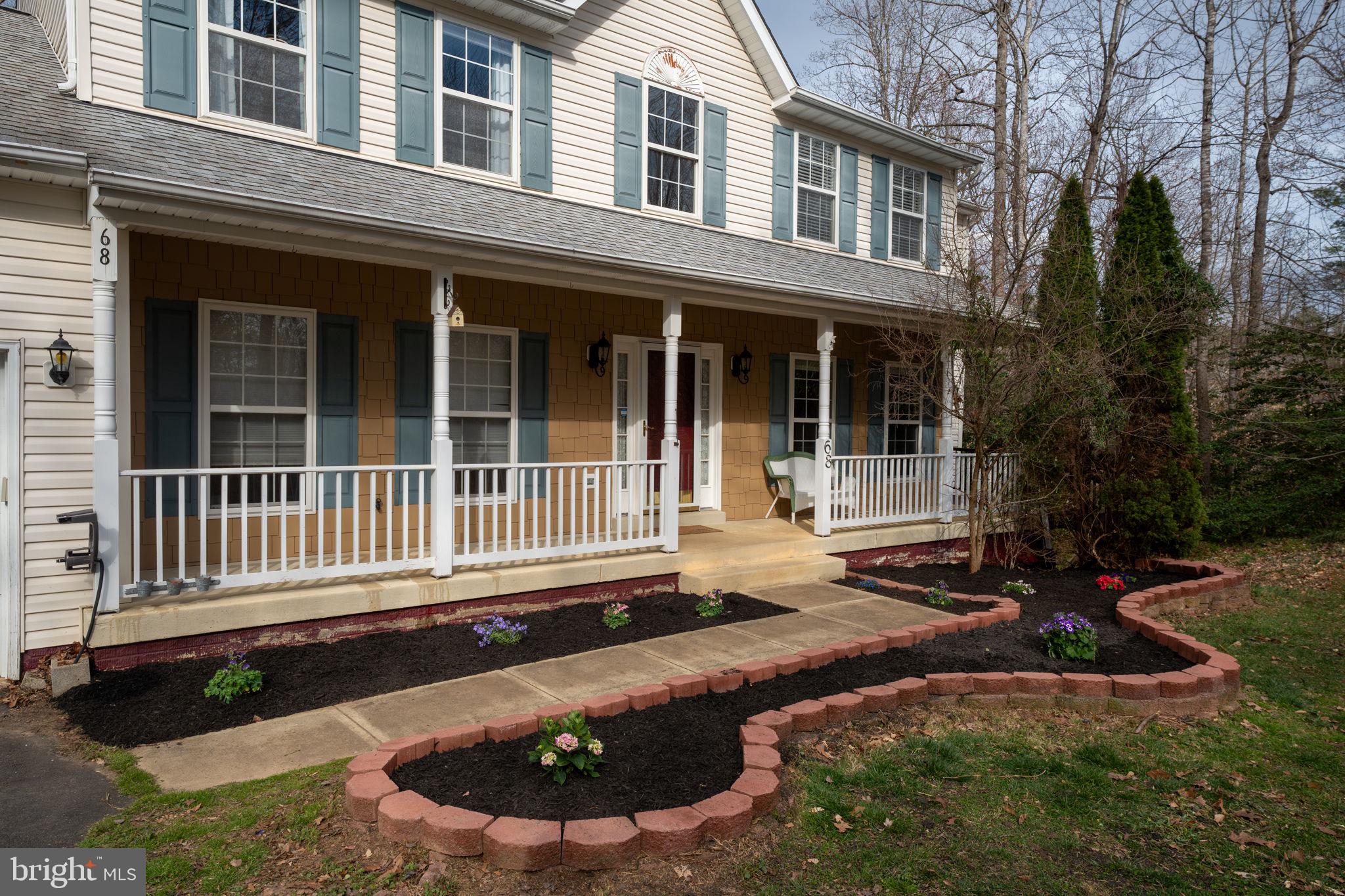 68 Coakley Ln