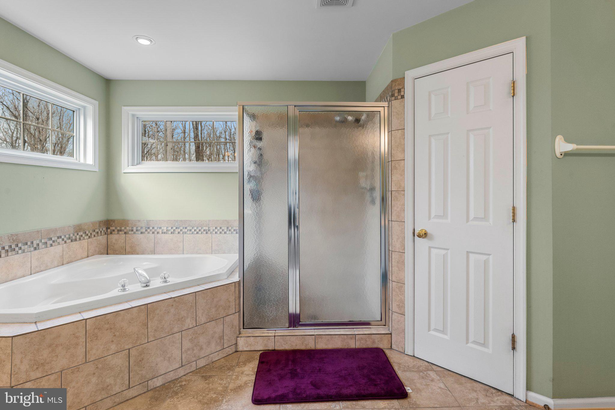 68 Coakley Ln