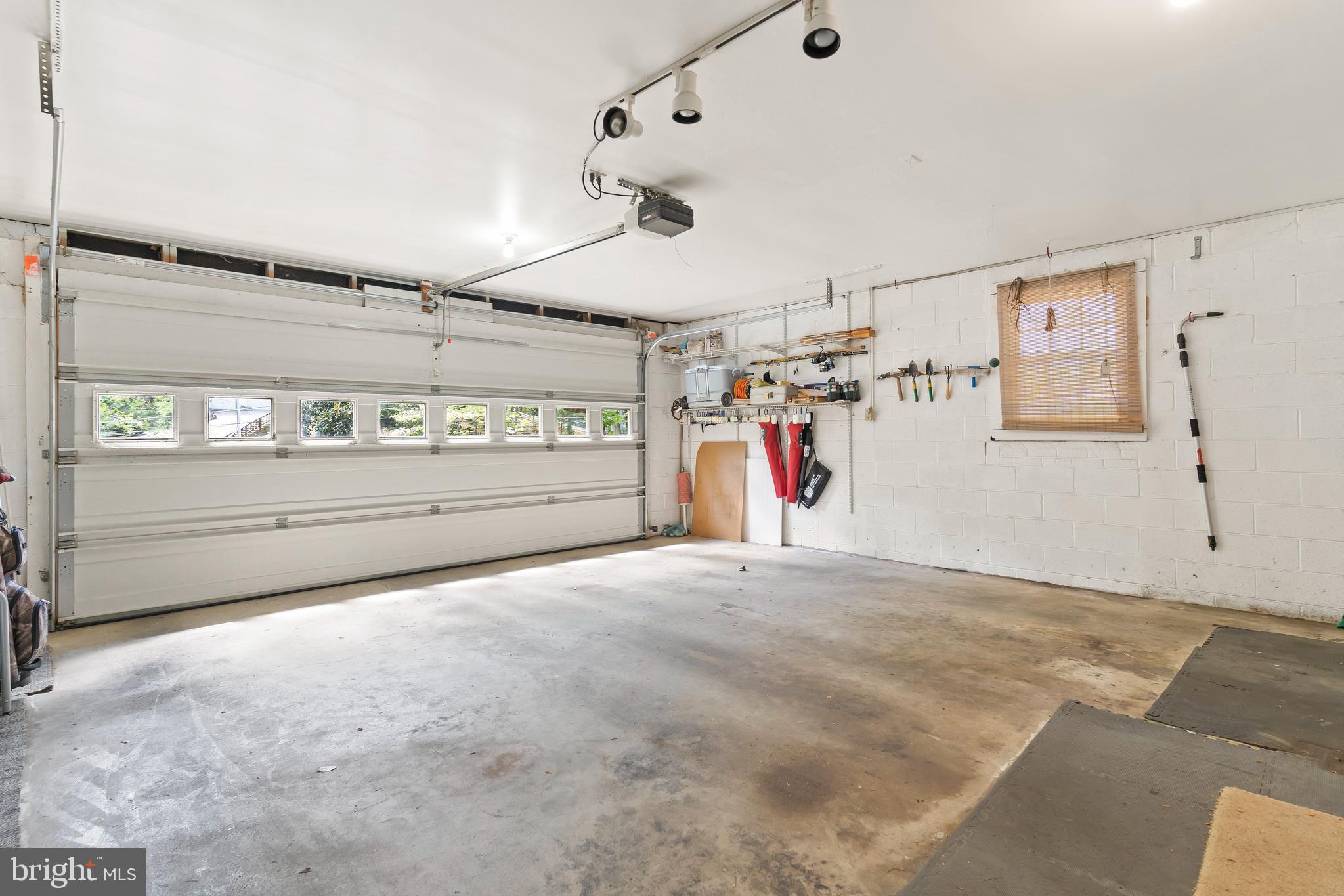 1010 John Paul Jones Dr