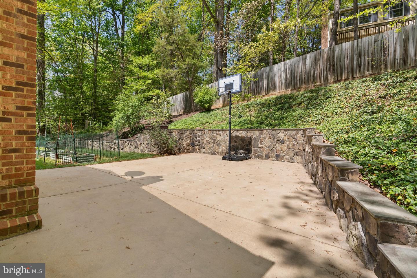 1010 John Paul Jones Dr