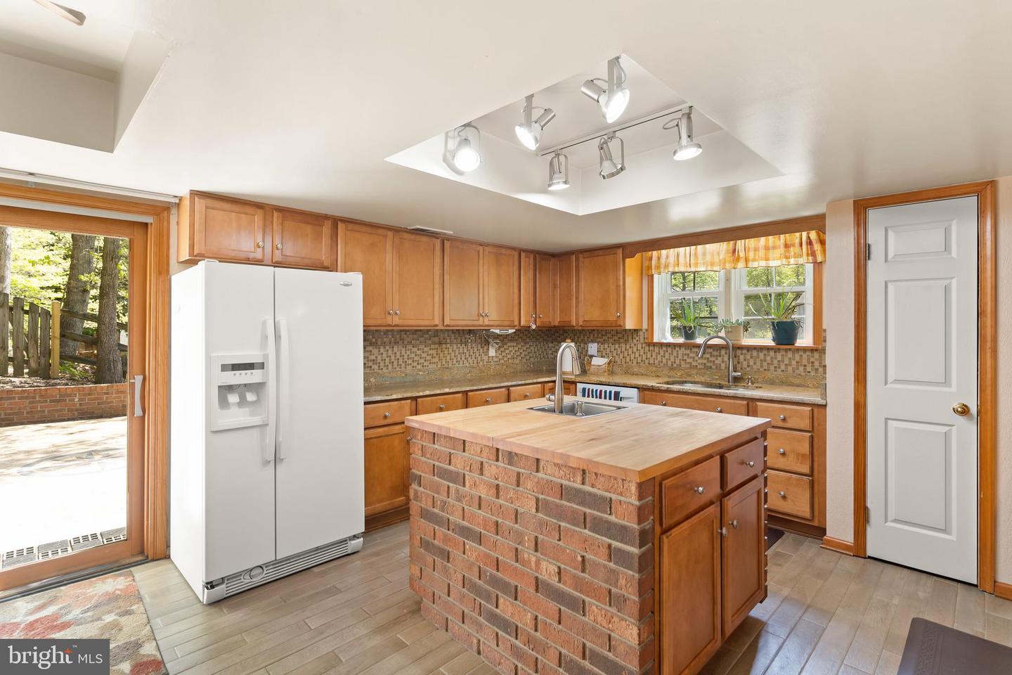 1010 John Paul Jones Dr