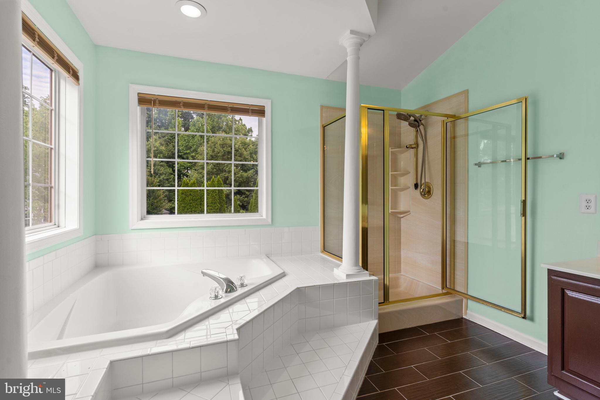 114 Saint Roberts Dr