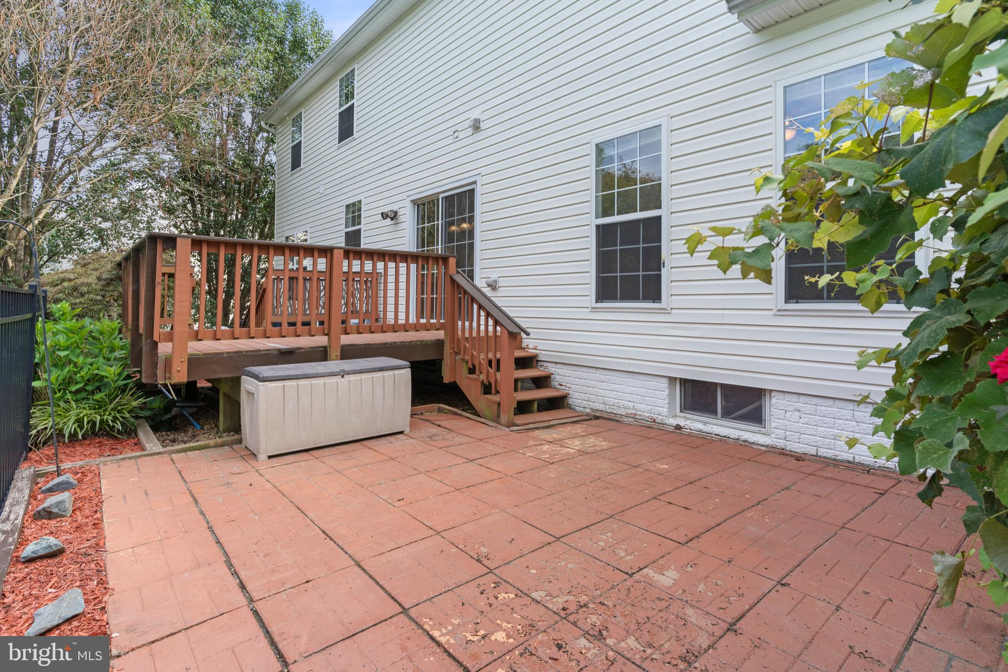 114 Saint Roberts Dr
