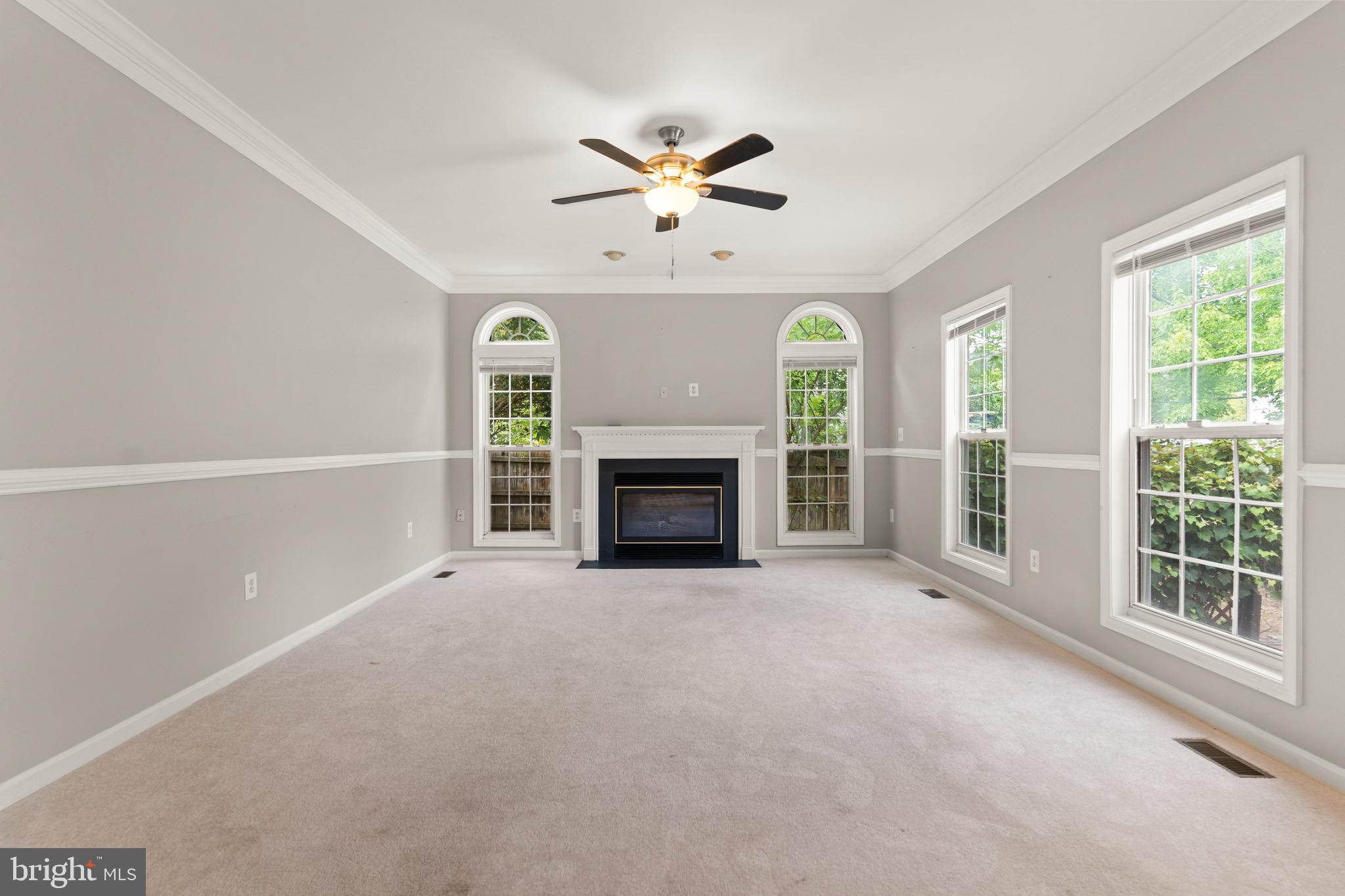 114 Saint Roberts Dr