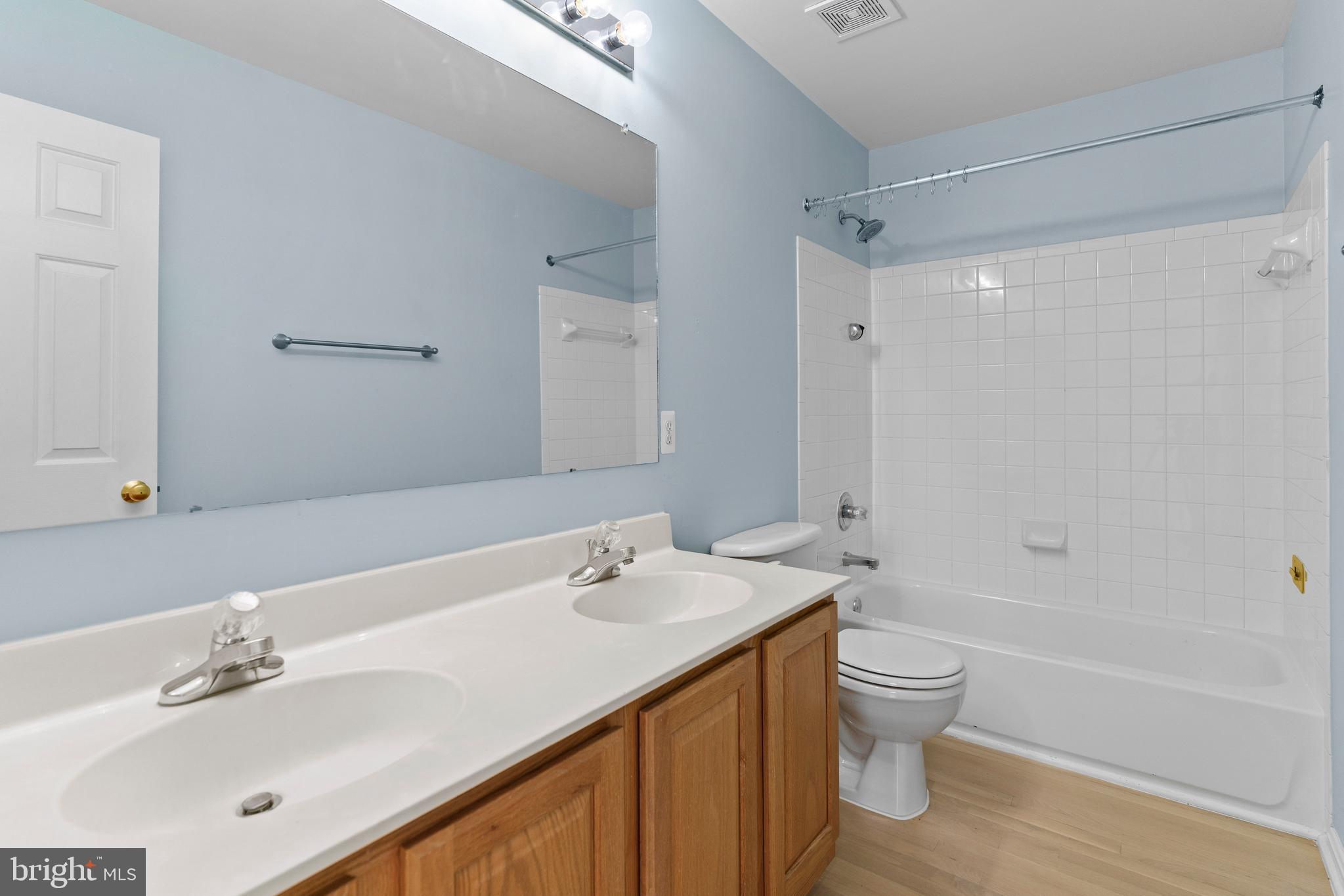 114 Saint Roberts Dr