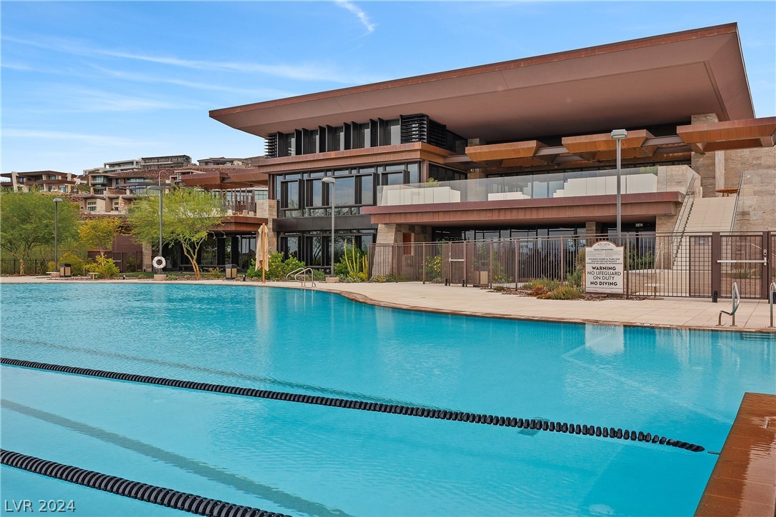 32 High Knoll Court