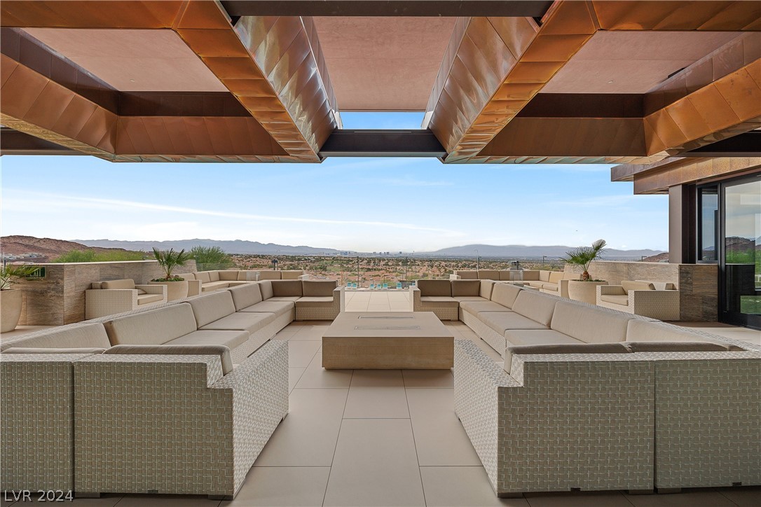 32 High Knoll Court