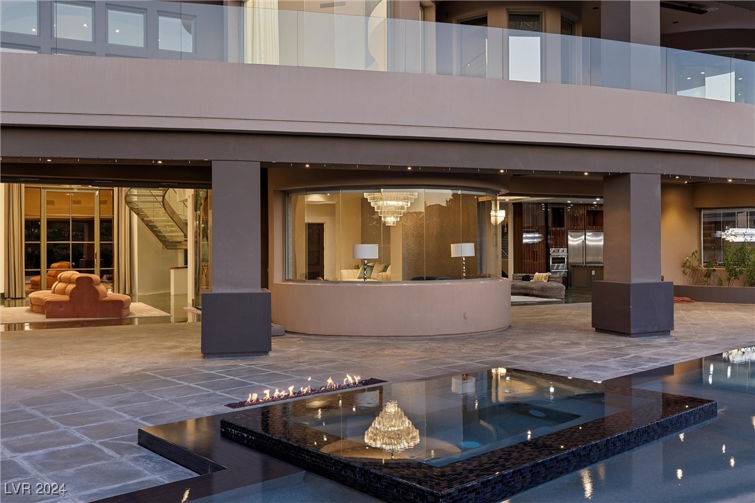 11 Anthem Pointe Court