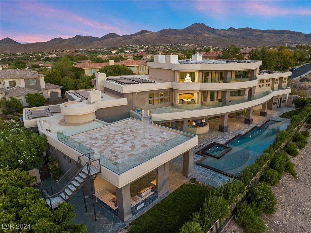 11 Anthem Pointe Court