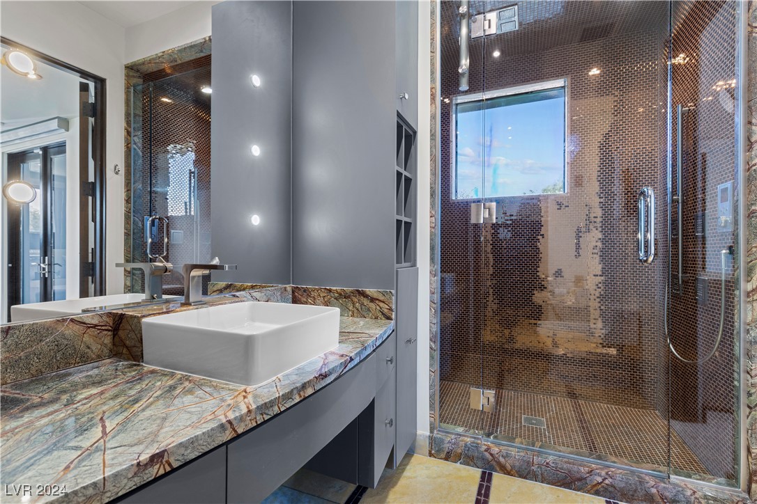 11 Anthem Pointe Court