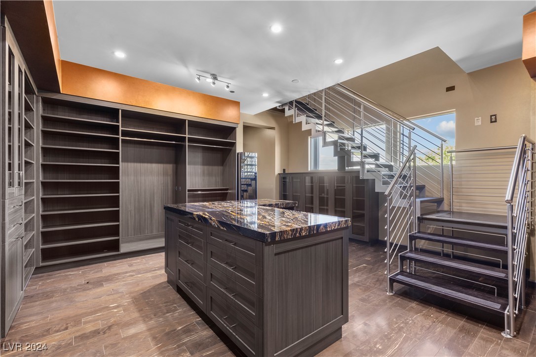 11 Anthem Pointe Court