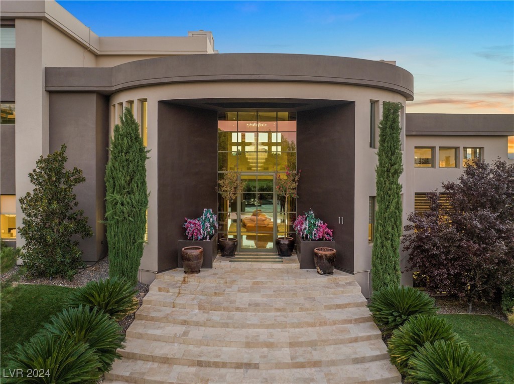11 Anthem Pointe Court