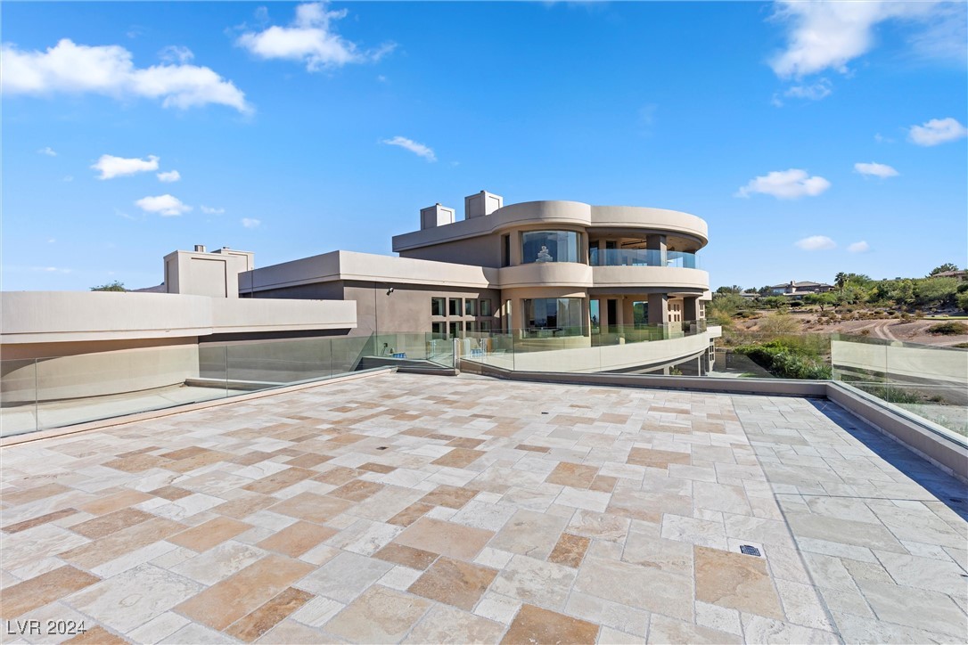 11 Anthem Pointe Court