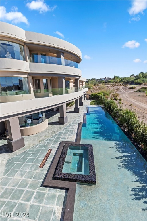 11 Anthem Pointe Court