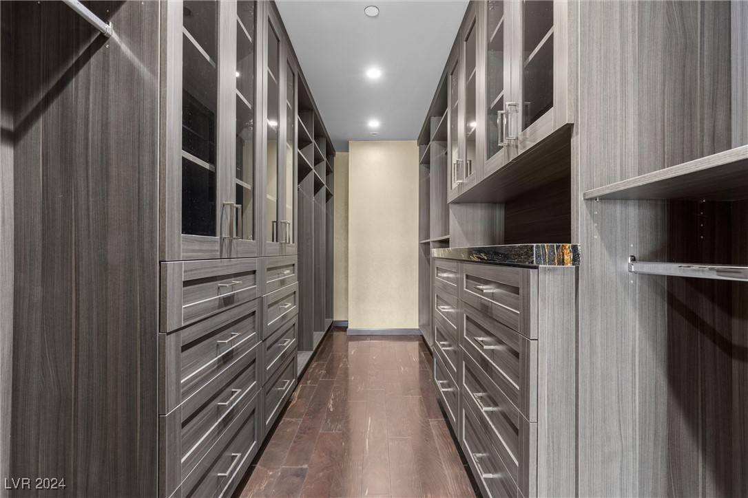 11 Anthem Pointe Court