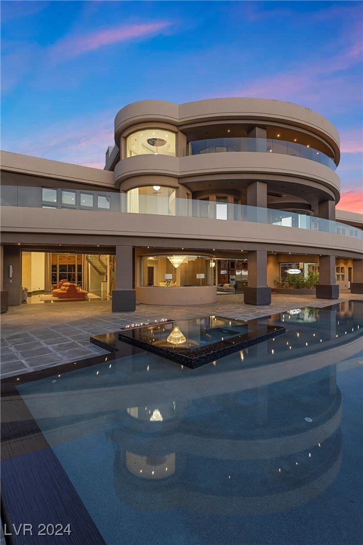 11 Anthem Pointe Court