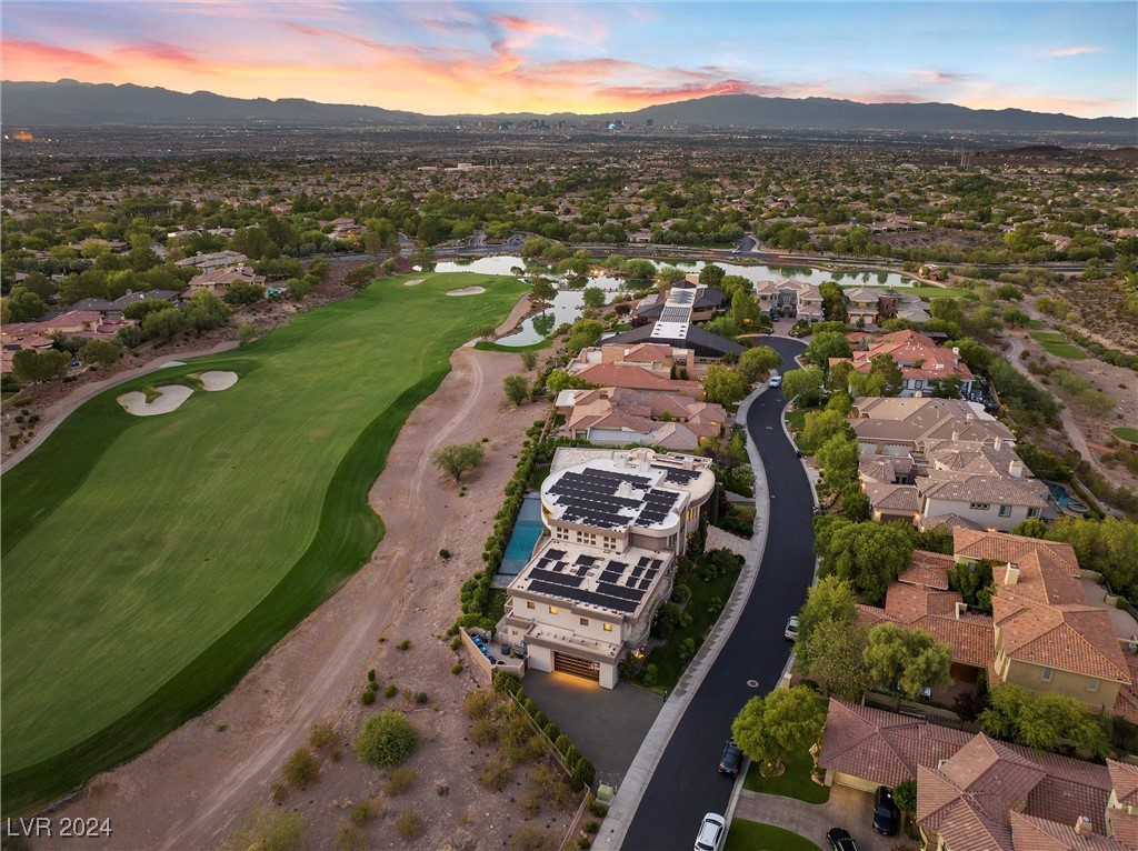 11 Anthem Pointe Court