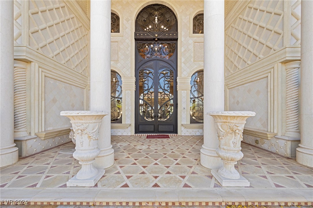 9409 Kings Gate Court